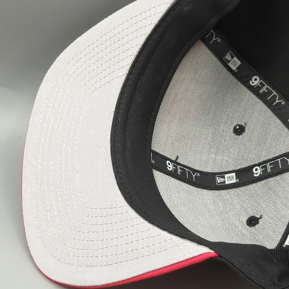 New Era 9Fifty NBA Chicago Bulls Bold Font SnapBack Hat Cap OSFM Adjustable